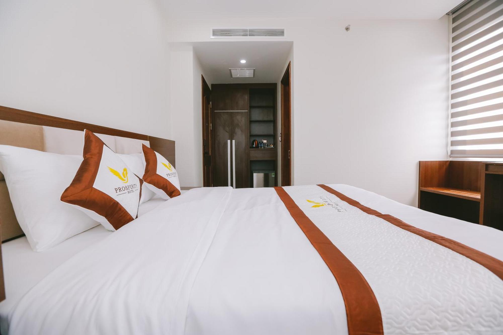 Prosperity Boutique Halong Hotel & Restaurent Hạ Long Ngoại thất bức ảnh