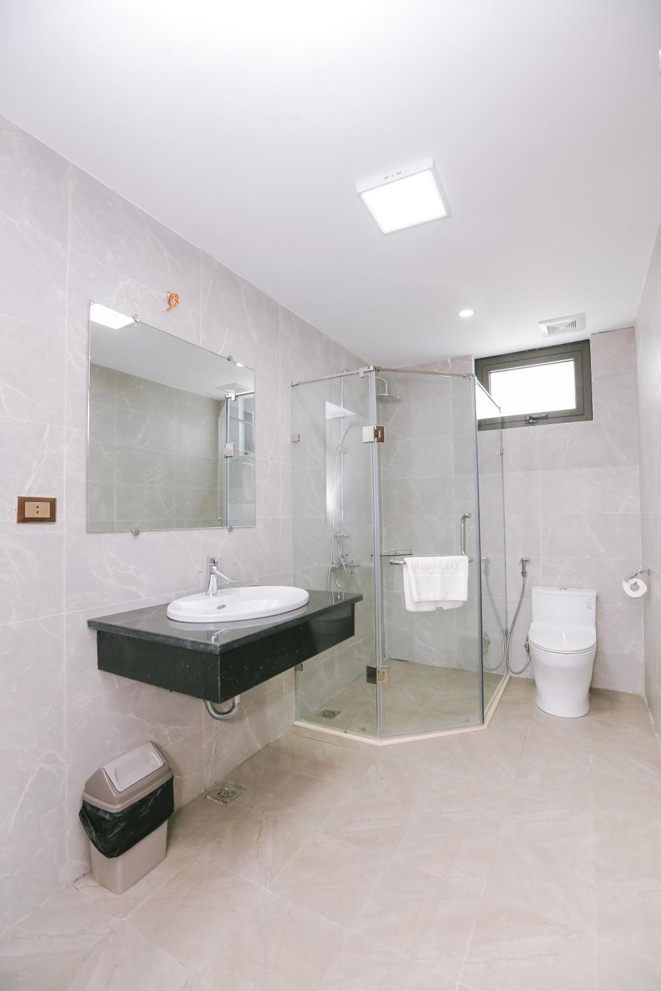 Prosperity Boutique Halong Hotel & Restaurent Hạ Long Ngoại thất bức ảnh