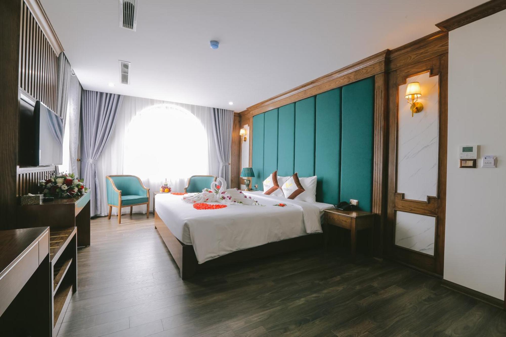 Prosperity Boutique Halong Hotel & Restaurent Hạ Long Ngoại thất bức ảnh