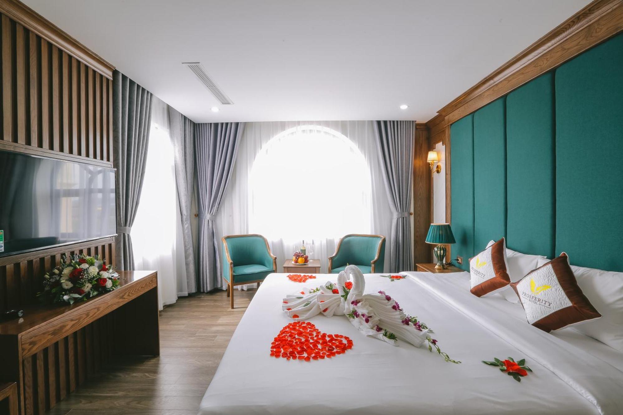 Prosperity Boutique Halong Hotel & Restaurent Hạ Long Ngoại thất bức ảnh